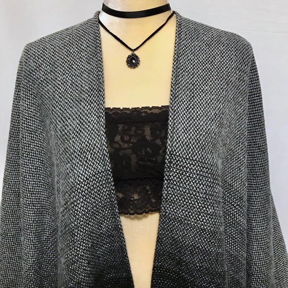 ❌SOLD❌ Ann Taylor Loft Ombré Poncho for Women One Size - Picture 2 of 8